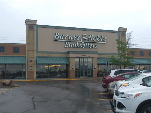 Book Store «Barnes & Noble Booksellers Maple Grove», reviews and photos, 8040 Wedgewood Ln N, Maple Grove, MN 55369, USA