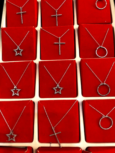 Pawn Shop «Cesar Chavez Pawn & Jewelry», reviews and photos, 2209 East Cesar E Chavez Avenue, Los Angeles, CA 90033, USA