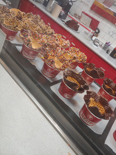 Ice Cream Shop «Cold Stone Creamery», reviews and photos, 14370 Culver Dr #1, Irvine, CA 92604, USA