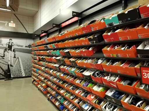 Sportswear Store «Nike», reviews and photos, 1261 Woodward Ave, Detroit, MI 48226, USA