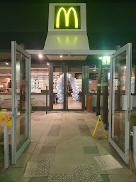 Photo n°4 de McDonald's à Servon-sur-Vilaine ()