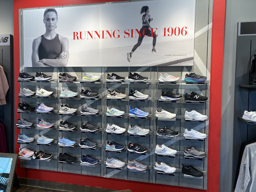 Shoe Store «New Balance Arlington», reviews and photos, 3751 Matlock Rd #101, Arlington, TX 76015, USA