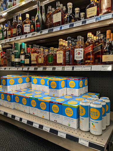 Liquor Store «Lynbrook Wine & Liquor», reviews and photos, 325 Sunrise Hwy, Lynbrook, NY 11563, USA