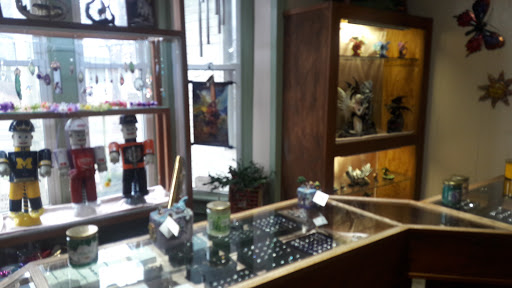 Boutique «Su Casa Boutique», reviews and photos, 1041 N Cedar St, Lansing, MI 48906, USA