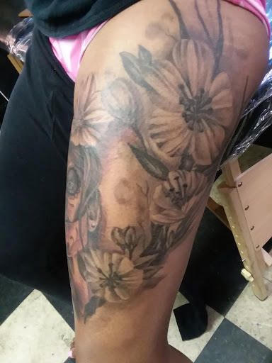Tattoo Shop «Tattoo Renaissance», reviews and photos, 5323 Greenbrook Dr, Charlotte, NC 28205, USA