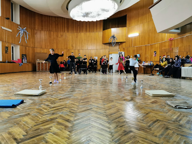 Отзиви за Клуб по спортни танци "Варна" - Dance Club Varna в Варна - Училище