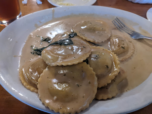 Italian Restaurant «Bambinos Cafe on Delmar», reviews and photos, 1141 E Delmar St, Springfield, MO 65807, USA