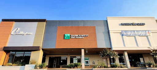 Savings bank Santa Rosa