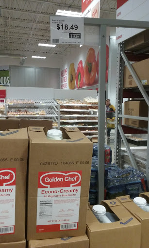 Movie Theater «Regal Cinemas Elmwood Center 16», reviews and photos, 2001 Elmwood Ave, Buffalo, NY 14207, USA