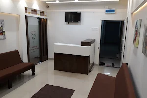 Chopade Dental Clinic Implant And Root Canal Centre, Vijaynagar image
