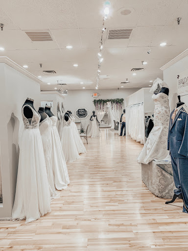 Bridal Shop «Bridal Connection», reviews and photos, 708 N Ankeny Blvd, Ankeny, IA 50023, USA