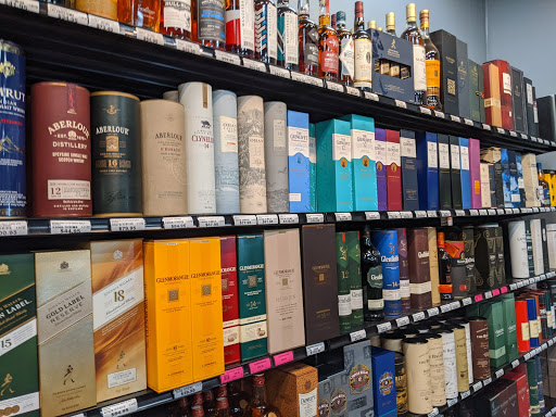 Liquor Store «Beaverton Liquor», reviews and photos, 11423 SW Beaverton Hillsdale Hwy, Beaverton, OR 97005, USA