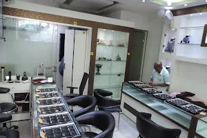 Viraj Jewellers Cash for Gold - Gold buyers in Lajpat Nagar, Silver buyers, Gold buyers near me, Greater Kailash, Delhi image