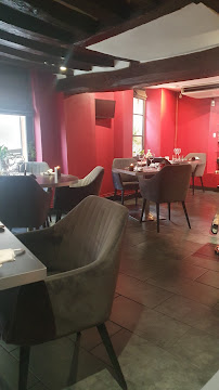 Atmosphère du Restaurant gastronomique Le Village à Marly-le-Roi - n°1