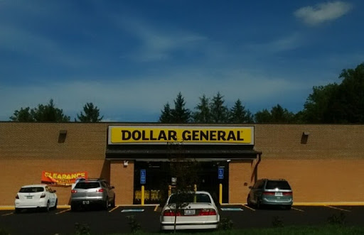 Home Goods Store «Dollar General», reviews and photos, 1854 S Maple Ave, Fairborn, OH 45324, USA
