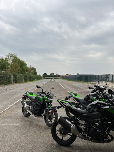 Cfm Victor Auto/Moto Ecole à Abbeville, Somme