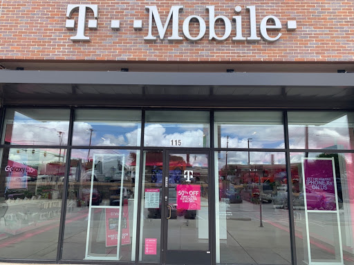 Cell Phone Store «T-Mobile», reviews and photos, 711 S Industrial Blvd #115, Euless, TX 76040, USA