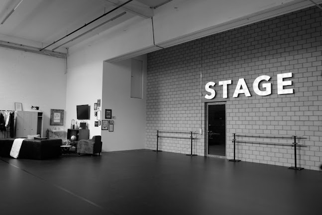 the STAGE - Tanzschule