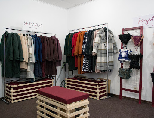 Online clothing store Shtoyko