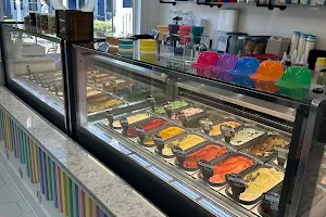 La cremeria - Gelato/ Ice Cream & coffee shop in Baytown wharf Destin image