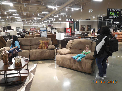 Furniture Store «Ashley HomeStore», reviews and photos, 1045 Crossroads Pkwy, Romeoville, IL 60446, USA