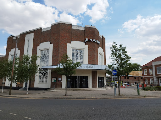 Broadway Cinema & Theatre Luton