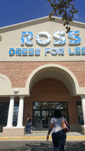 Clothing Store «Ross Dress for Less», reviews and photos, 5830 Kingstowne Center, Kingstowne, VA 22315, USA