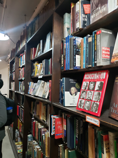 Book Store «Horizon Books», reviews and photos, 1423 10th Ave, Seattle, WA 98122, USA