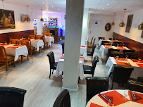 Atmosphère du Restaurant indien Restaurant Bollywood Zaika à Saint-Lô - n°13