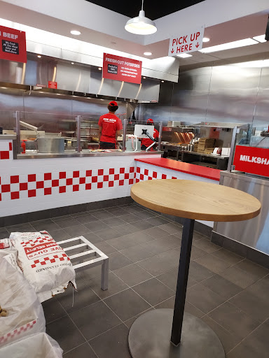 Shopping Mall «Essex Green Shopping Center», reviews and photos, 495 Prospect Ave, West Orange, NJ 07052, USA