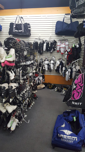 Sporting Goods Store «Play It Again Sports», reviews and photos, 18352 Beach Blvd, Huntington Beach, CA 92648, USA
