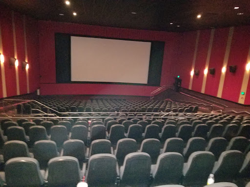 Movie Theater «Regal Cinemas Southland Mall 16», reviews and photos, 20505 S Dixie Hwy, Cutler Bay, FL 33189, USA