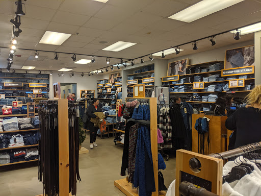 Levis Outlet Store image 6