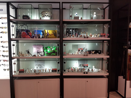 Department Store «Saks OFF 5TH», reviews and photos, 12995 Fair Lakes Shopping Center, Fairfax, VA 22033, USA