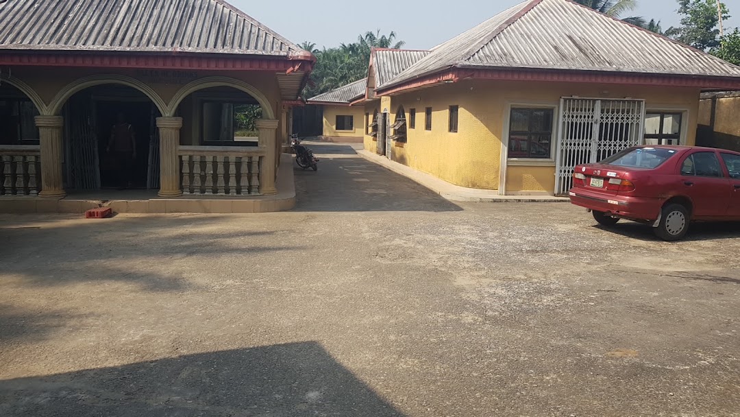 FUNSOBAR LODGE