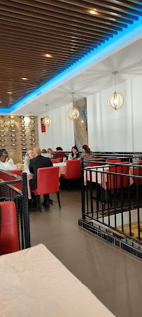 Atmosphère du Restaurant asiatique Palais d'Auvers à Auvers-sur-Oise - n°9