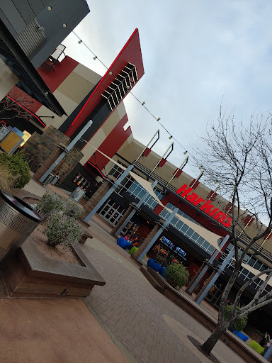 Clothing Store «Torrid», reviews and photos, 2270 E Williams Field Rd Suite # 684, Gilbert, AZ 85296, USA