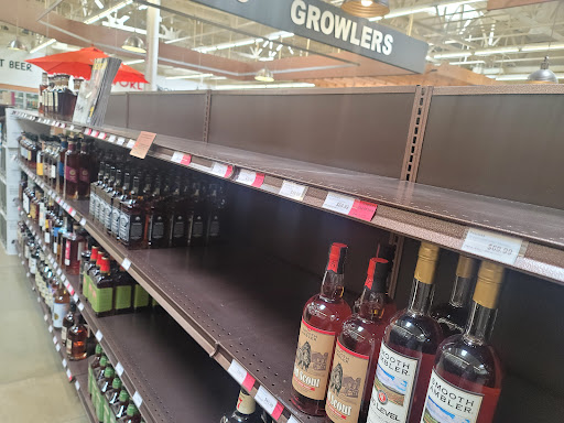 Liquor Store «Liquor World Southern Highlands», reviews and photos, 4760 W Cactus Ave, Las Vegas, NV 89141, USA