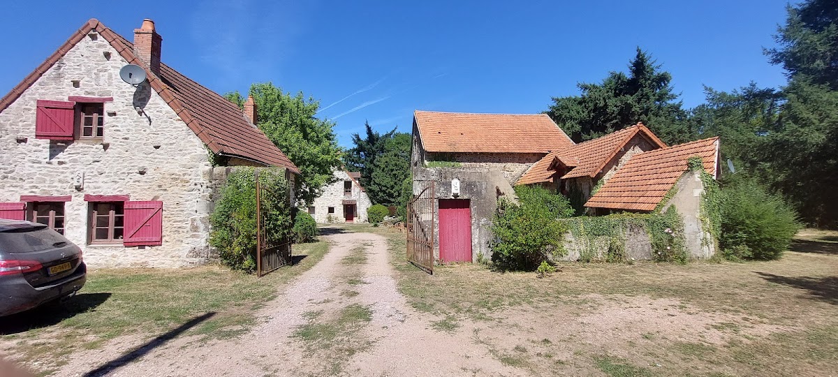 Domaine Saint-Anges à Saint-Sernin-du-Bois (Saône-et-Loire 71)