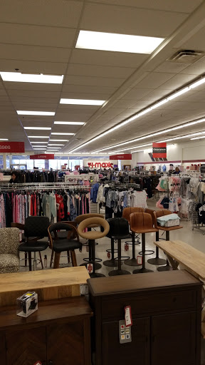 Department Store «T.J. Maxx», reviews and photos, 951 W Pleasant Valley Rd, Parma, OH 44134, USA