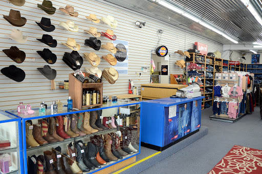 Clothing Store «Davis Jean & Fashion», reviews and photos, 4406 W Washington St, Indianapolis, IN 46241, USA