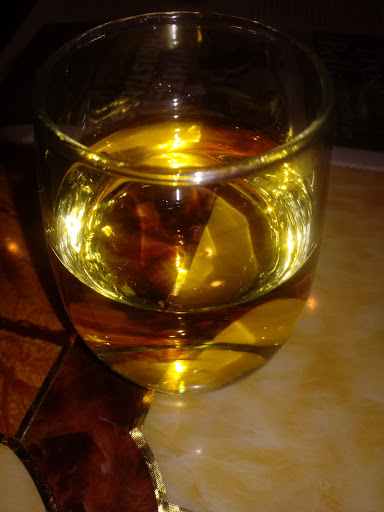 Pizza Restaurant «Whirled Pies Downtown», reviews and photos, 199 W 8th Ave, Eugene, OR 97401, USA