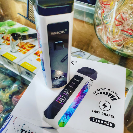 Tobacco Shop «Cherry Smoke & Skate Shop», reviews and photos, 418 Cherry Ave, Long Beach, CA 90802, USA