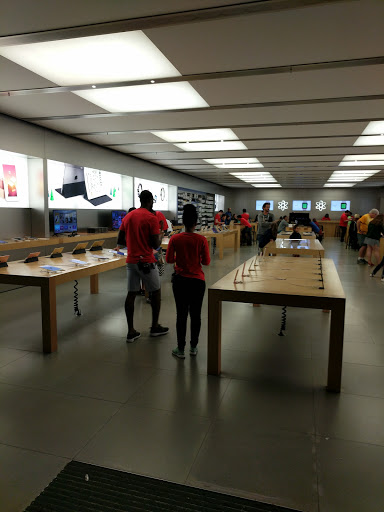 Computer Store «Apple Mall of Louisiana», reviews and photos, 6401 Bluebonnet Blvd, Baton Rouge, LA 70836, USA