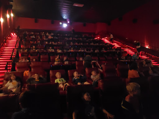 Movie Theater «Hudson 12 Theatre», reviews and photos, 520 Stageline Rd, Hudson, WI 54016, USA