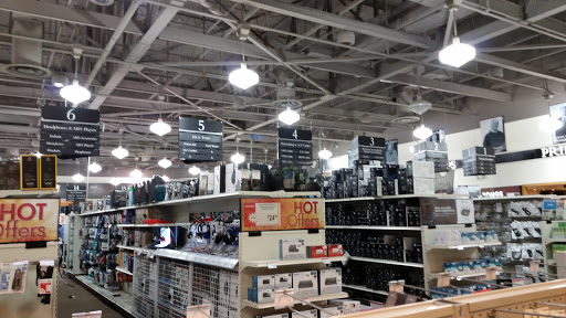 Computer Store «Micro Center», reviews and photos, 730 Memorial Dr, Cambridge, MA 02139, USA