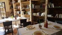 Atmosphère du Restaurant Le Moulin de la Gardiole à Trans-en-Provence - n°7