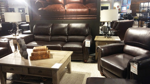 Furniture Store «Living Spaces - Phoenix», reviews and photos, 6600 W Latham St, Phoenix, AZ 85043, USA