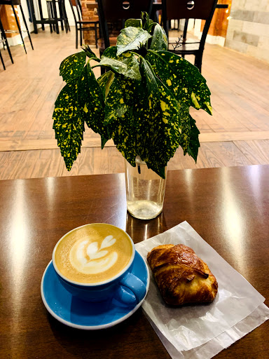 Coffee Shop «Land of A Thousand Hills Coffee House», reviews and photos, 352 S Atlanta St, Roswell, GA 30075, USA