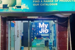 My Jio Store image